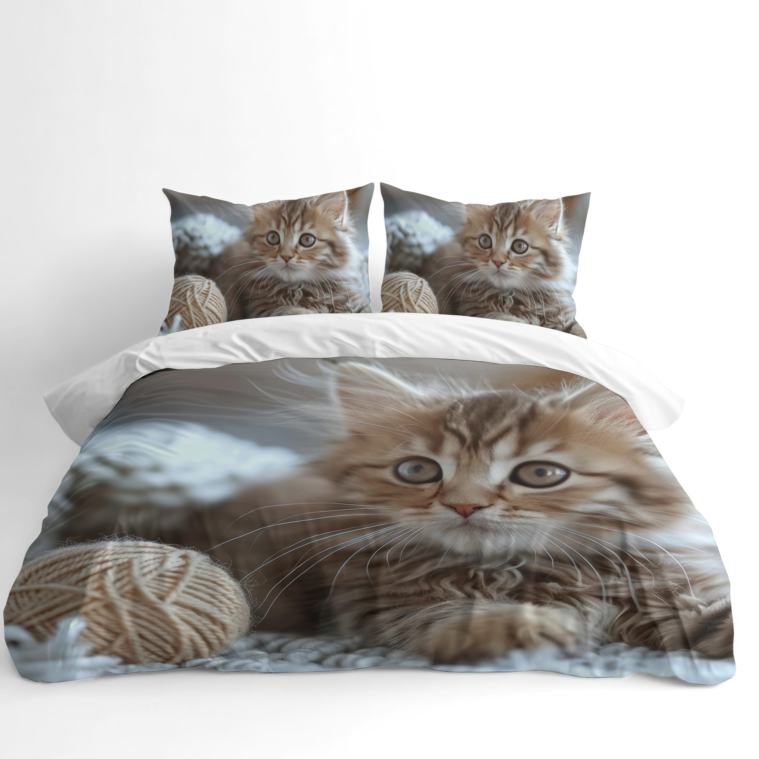 Cat Duvet Cover Set – Kitten near Ball of Yarn