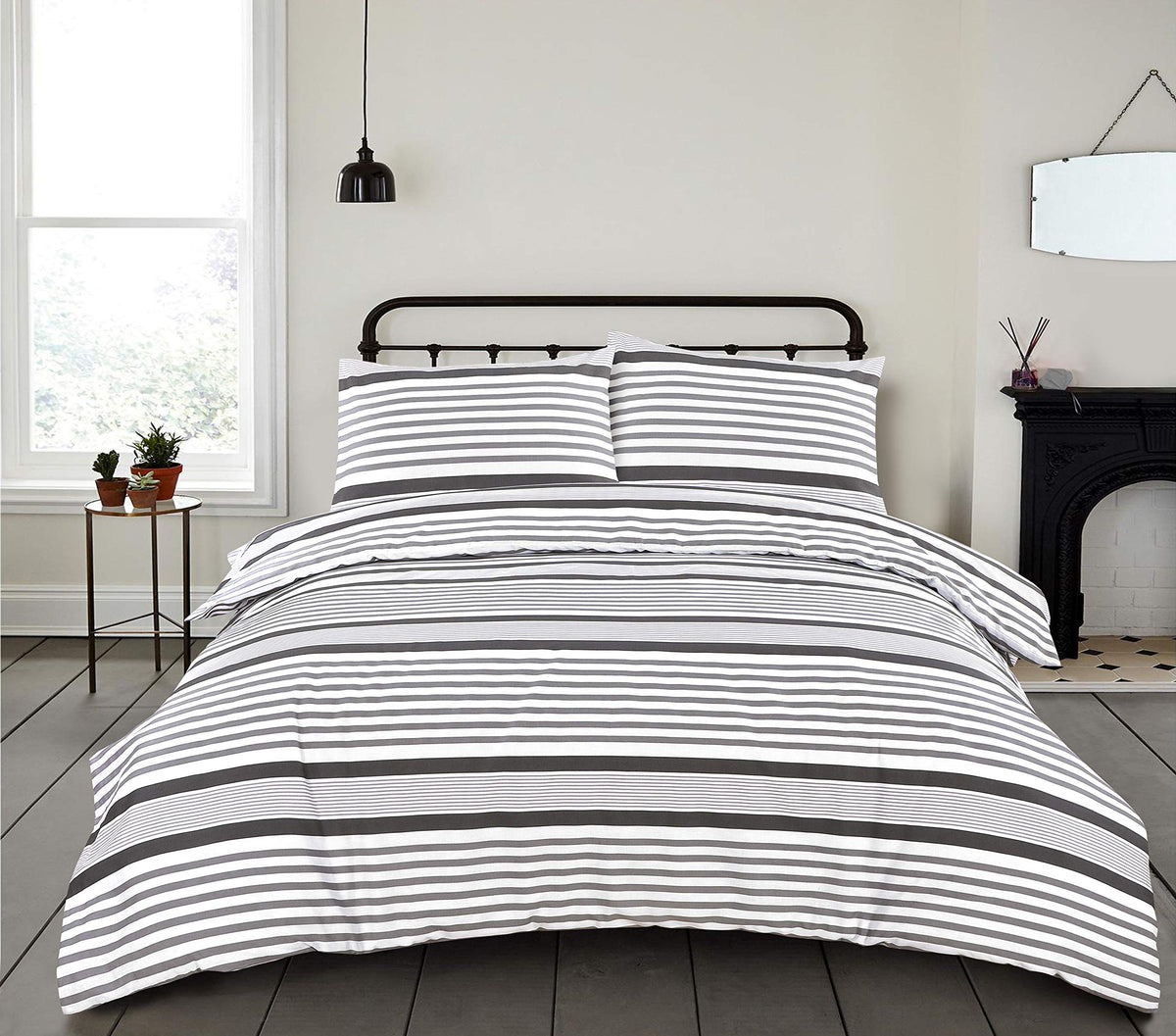 Mona Stripe Duvet Cover Set – Reversible, Single to Super King