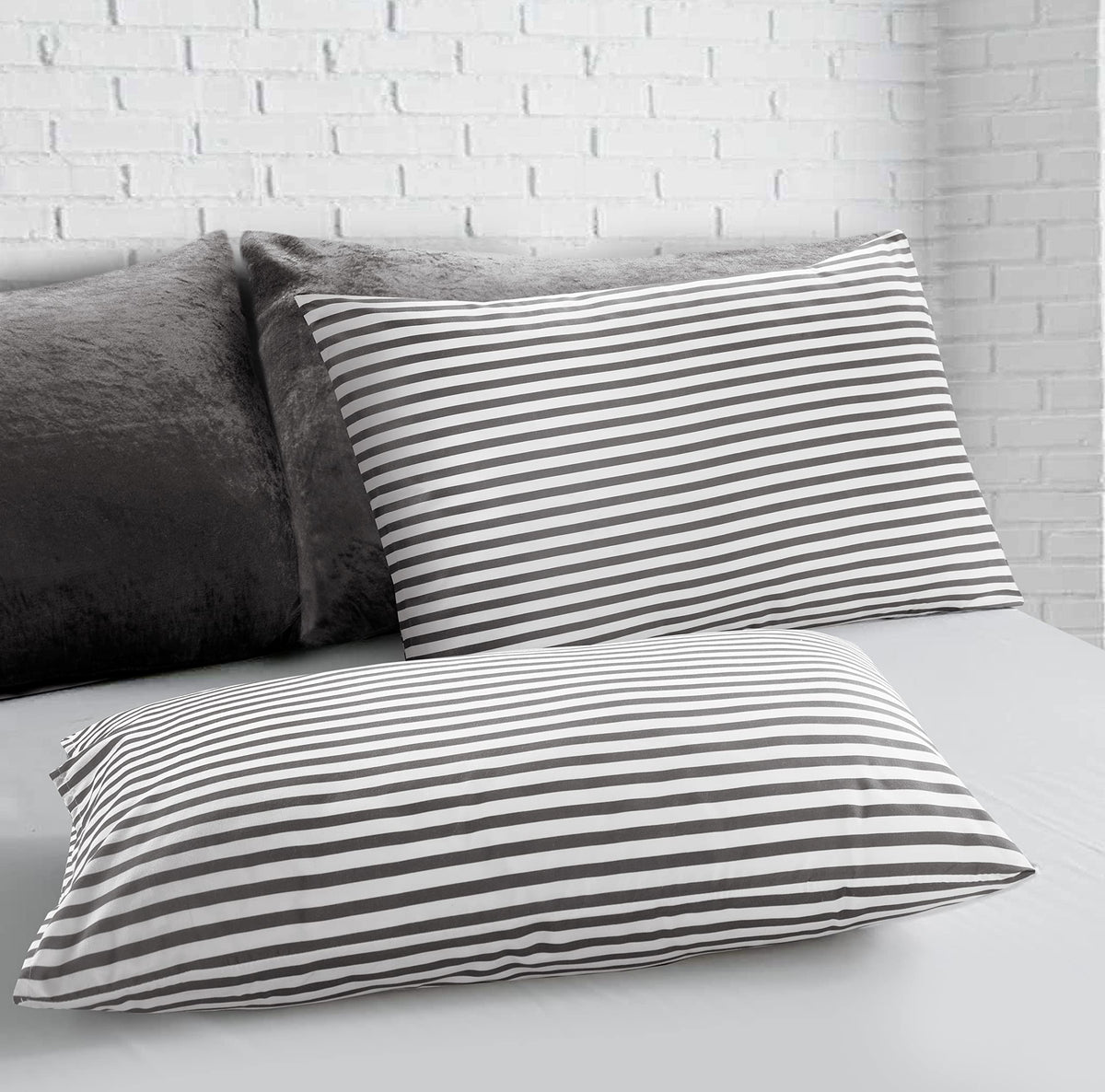 Plain Duvet Cover Set – 3 Colours, Single to King (view 3)